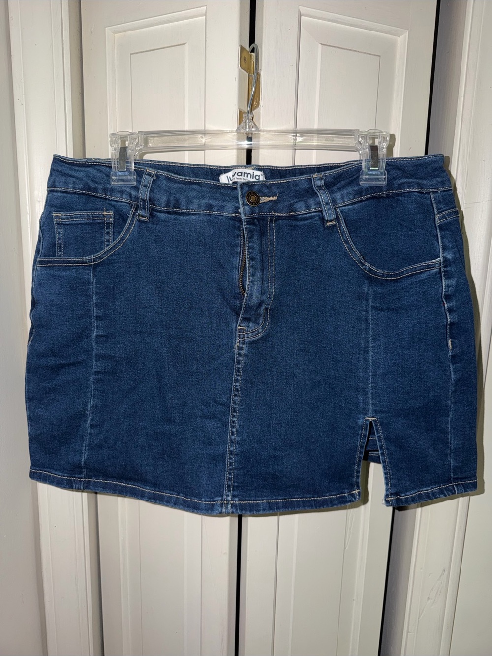 ✨5/$30✨ Dark Blue Denim Skort with Front Slit